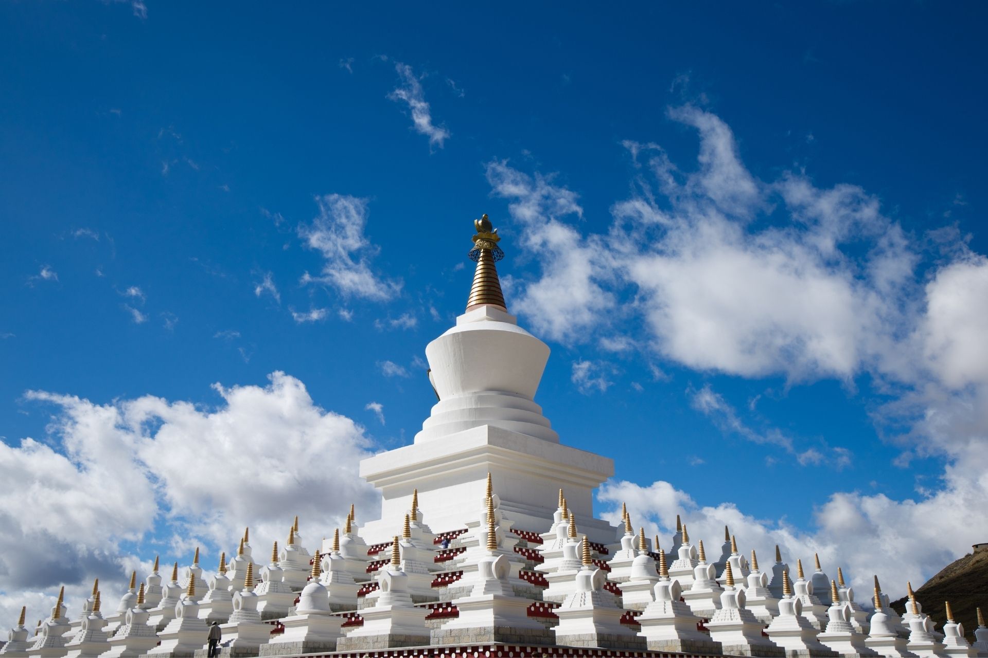 namgyal tallinn, a buddhist white pagoda in Daocheng, Ganzi, Sichuan, China
